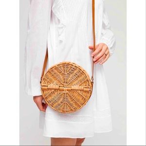 🎉✨HP✨🎉 Auxiliary Provence Wicker Bag by Aritzia